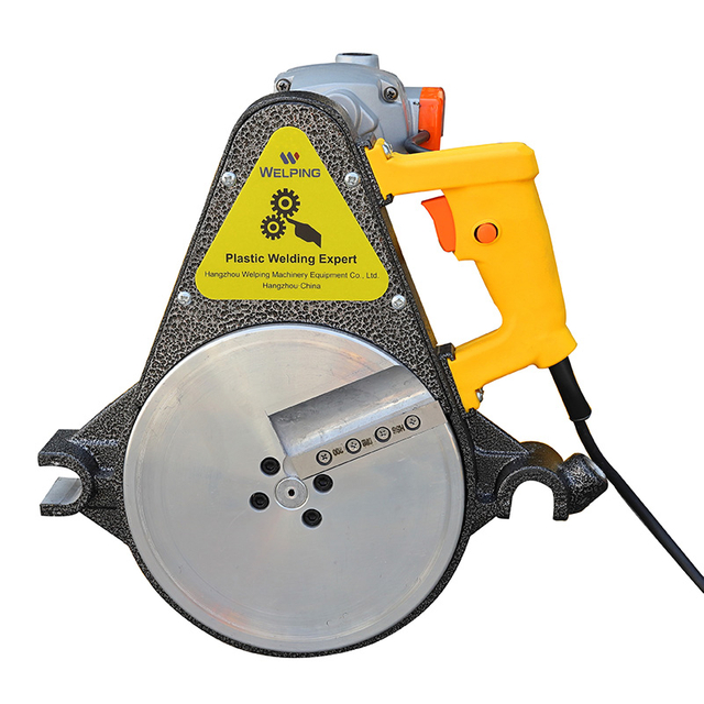 Tubo de fábrica de 200 mm que une la máquina de soldadura por fusión a tope hidráulica