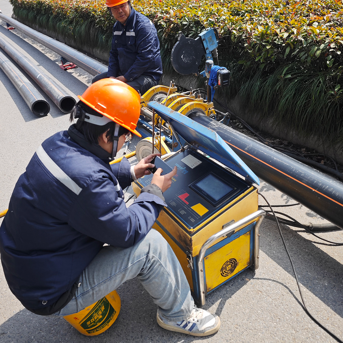 Prueba de presión en la construcción de gasoductos urbanos